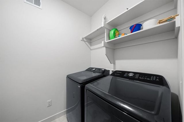 10715 N Fisk Avenue, Kansas City, MO 64154