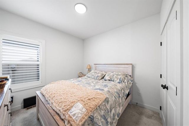 10715 N Fisk Avenue, Kansas City, MO 64154