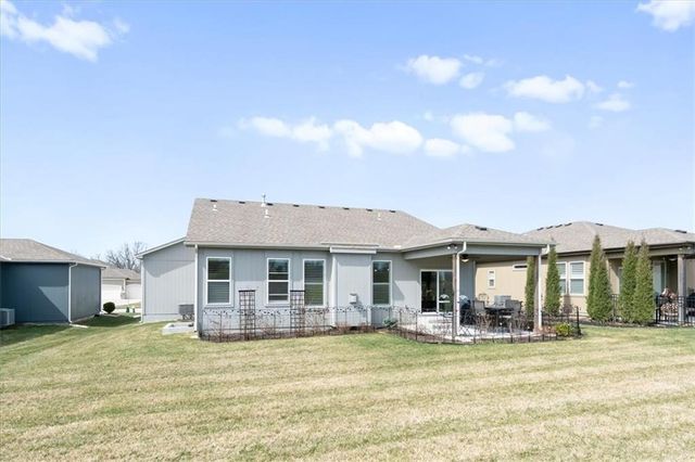 10715 N Fisk Avenue, Kansas City, MO 64154