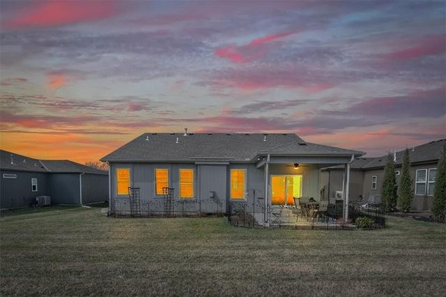 10715 N Fisk Avenue, Kansas City, MO 64154