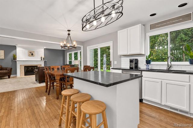 1371 Callaway Court, Howell, MI 48843