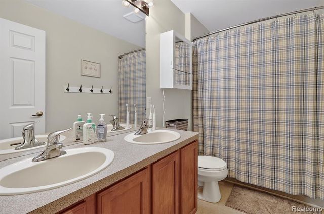 1371 Callaway Court, Howell, MI 48843