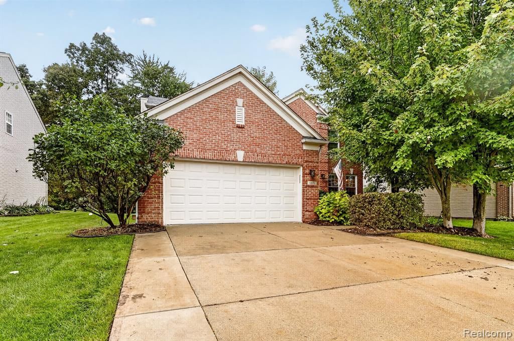 1371 Callaway Court, Howell, MI 48843
