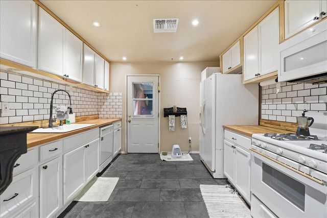 4260 Marysville Blvd, Sacramento, CA 95838