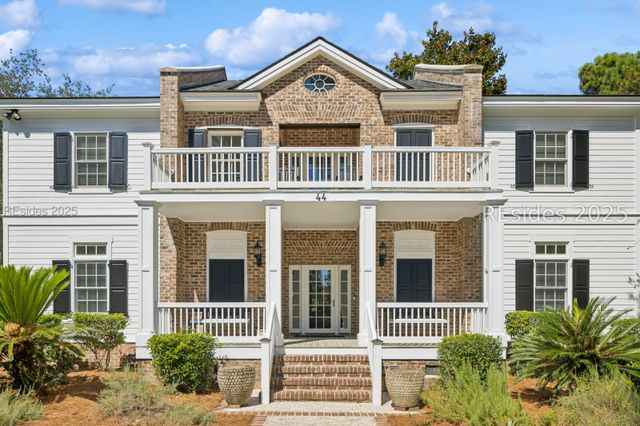 44 Colleton River Dr, Bluffton, SC 29910