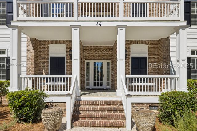 44 Colleton River Dr, Bluffton, SC 29910