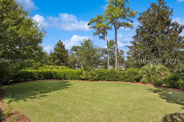 44 Colleton River Dr, Bluffton, SC 29910