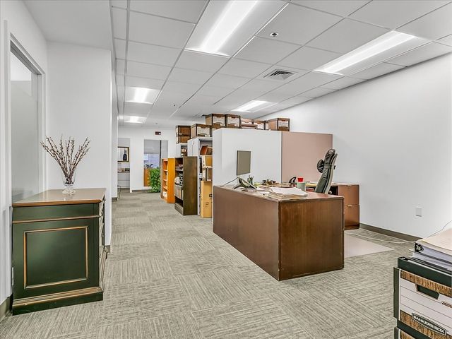 88 Broad St 203, Boston, MA 02110