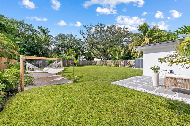 329 SW 18th Avenue, Fort Lauderdale, FL 33312