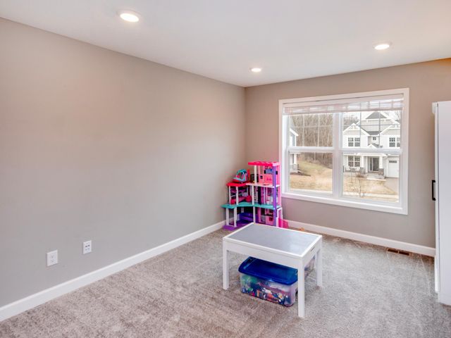 6380 Apple Court, Inver Grove Heights, MN 55077