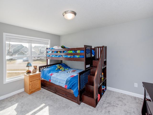 6380 Apple Court, Inver Grove Heights, MN 55077