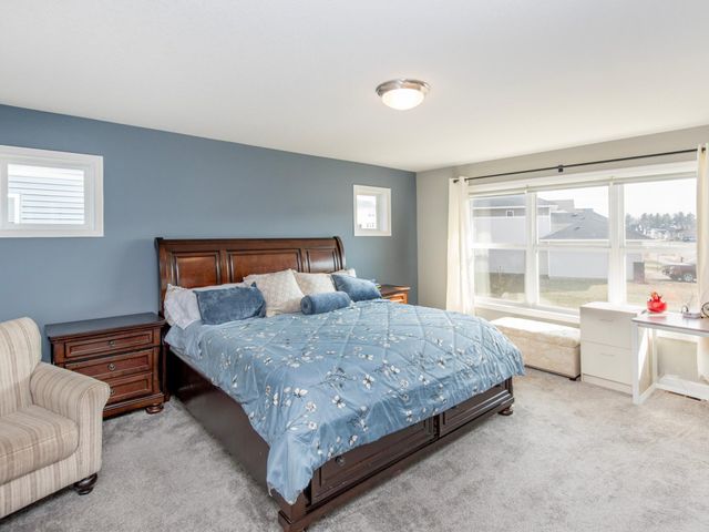 6380 Apple Court, Inver Grove Heights, MN 55077