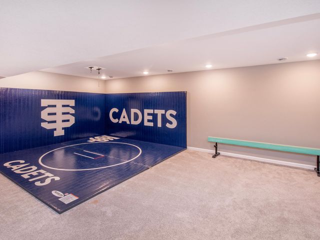 6380 Apple Court, Inver Grove Heights, MN 55077