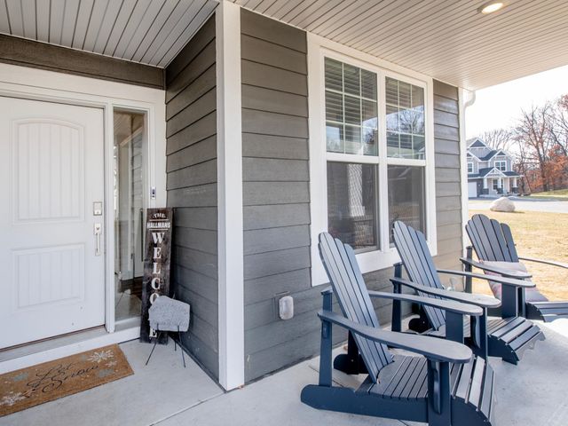 6380 Apple Court, Inver Grove Heights, MN 55077