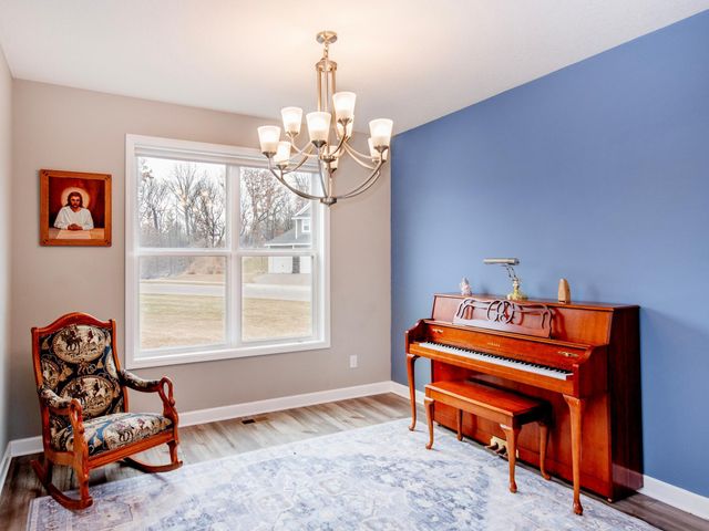 6380 Apple Court, Inver Grove Heights, MN 55077