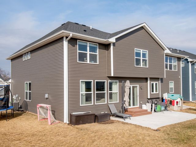 6380 Apple Court, Inver Grove Heights, MN 55077