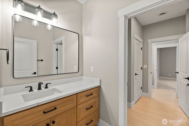 249 Trailblazer Lane, Castle Rock, WA 98611