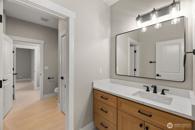 249 Trailblazer Lane, Castle Rock, WA 98611