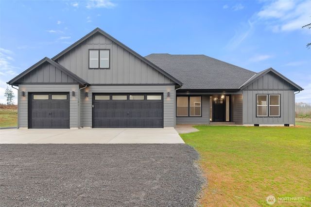 249 Trailblazer Lane, Castle Rock, WA 98611