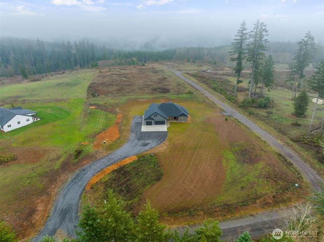 249 Trailblazer Lane, Castle Rock, WA 98611