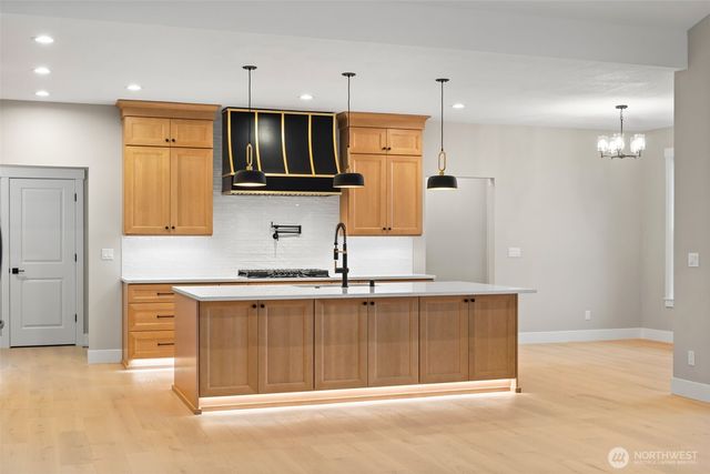 249 Trailblazer Lane, Castle Rock, WA 98611