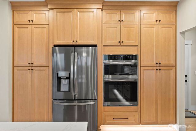 249 Trailblazer Lane, Castle Rock, WA 98611