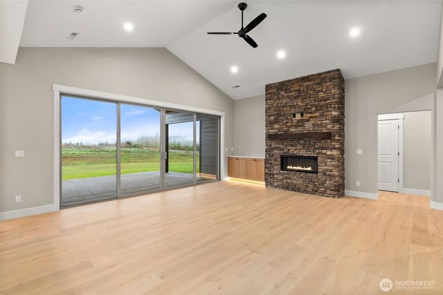 249 Trailblazer Lane, Castle Rock, WA 98611