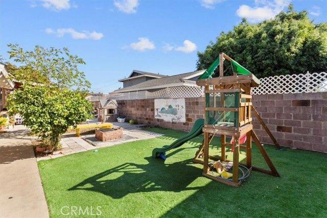 23033 Alexandria, Torrance, CA 90502