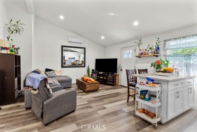 23033 Alexandria, Torrance, CA 90502