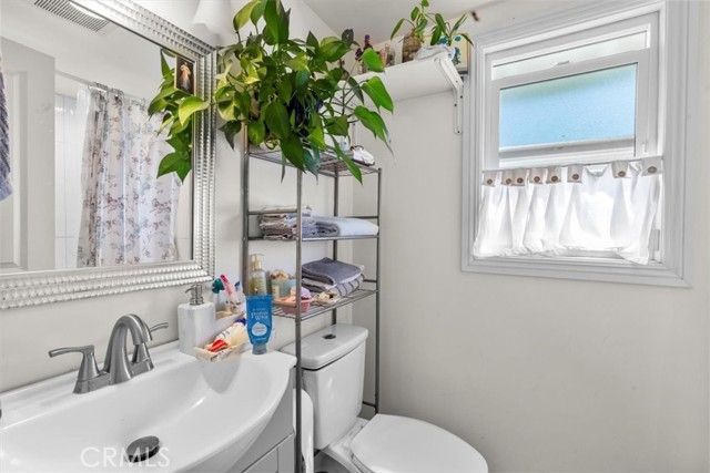 23033 Alexandria, Torrance, CA 90502