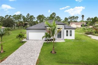 809 Richmond AVE N, Lehigh Acres, FL 33972