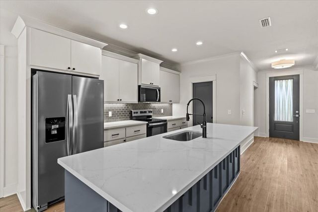 21 County Road 758, Enterprise, AL 36330