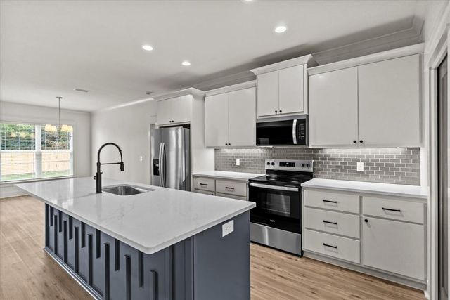 21 County Road 758, Enterprise, AL 36330