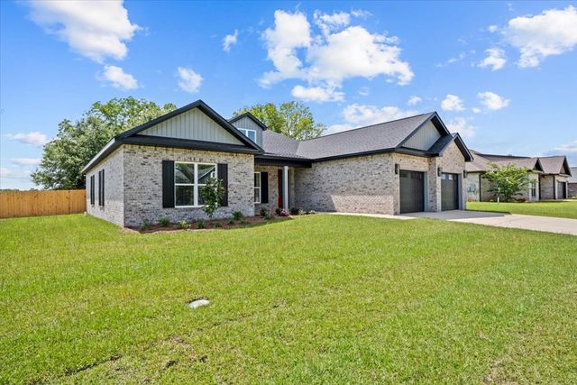 21 County Road 758, Enterprise, AL 36330