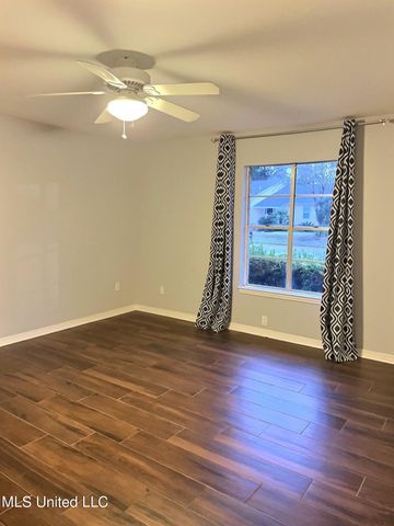 2 Villa Cove Drive, Gulfport, MS 39507