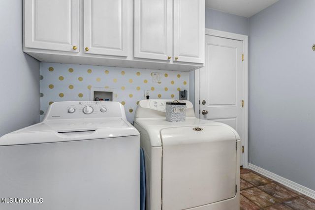 2 Villa Cove Drive, Gulfport, MS 39507