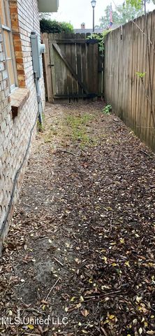 2 Villa Cove Drive, Gulfport, MS 39507