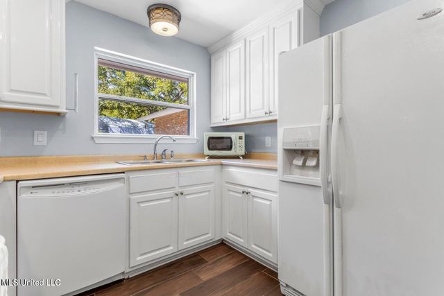 2 Villa Cove Drive, Gulfport, MS 39507