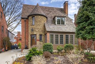 119 Yorkshire Dr, Point Breeze, PA 15208