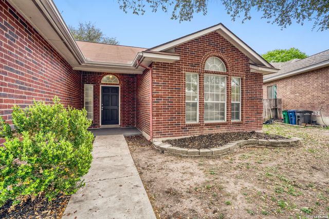 6374 Parkland Oaks Dr, San Antonio, TX 78240
