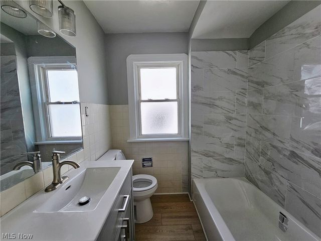 6307 Westlake Avenue, Parma, OH 44129
