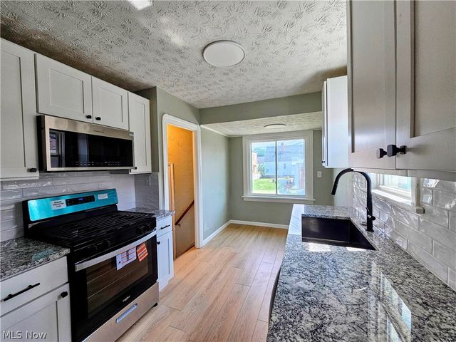 6307 Westlake Avenue, Parma, OH 44129