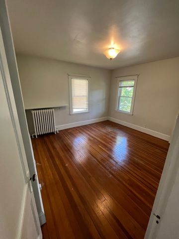22 Kahler Ave 2, Milton, MA 02186