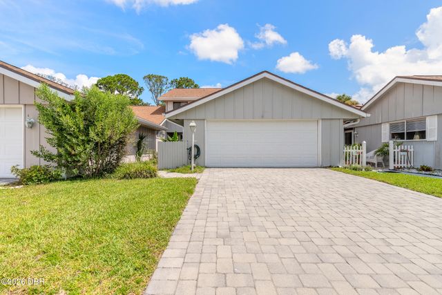 33 Andrea Drive, New Smyrna Beach, FL 32168