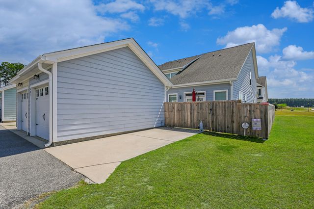 401 Stoneleigh Lane, Moncks Corner, SC 29461
