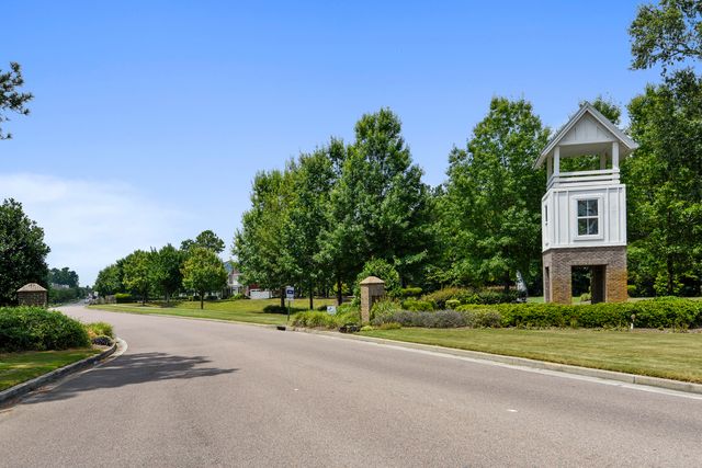 401 Stoneleigh Lane, Moncks Corner, SC 29461