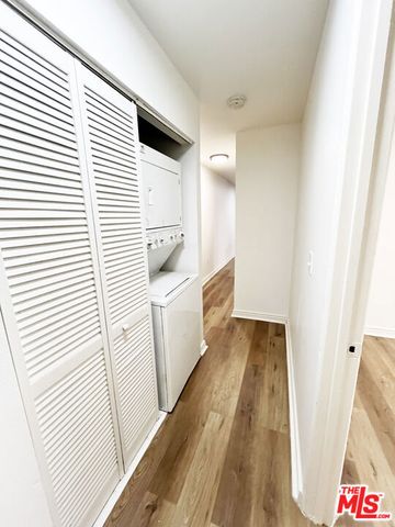 2637 S Manhattan Place 3, Los Angeles, CA 90018