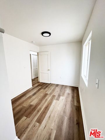 2637 S Manhattan Place 3, Los Angeles, CA 90018