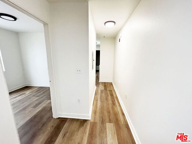 2637 S Manhattan Place 3, Los Angeles, CA 90018