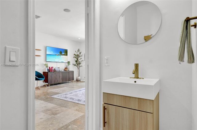 3022 SW 17th Street 3022, Miami, FL 33145